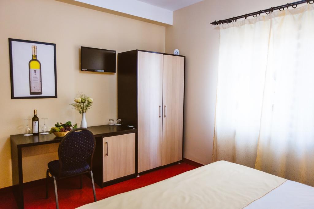 Casa Domeniile Vinului Hotel Aiud Buitenkant foto